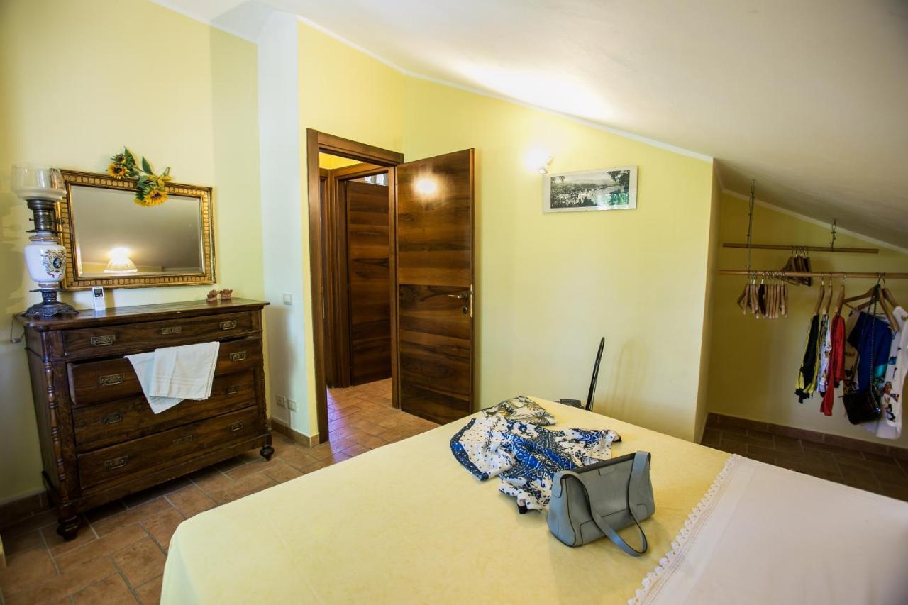 Le Raganelle Hotel Oneglia Eksteriør billede